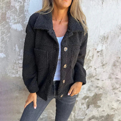 Veste courte chic en laine avec revers